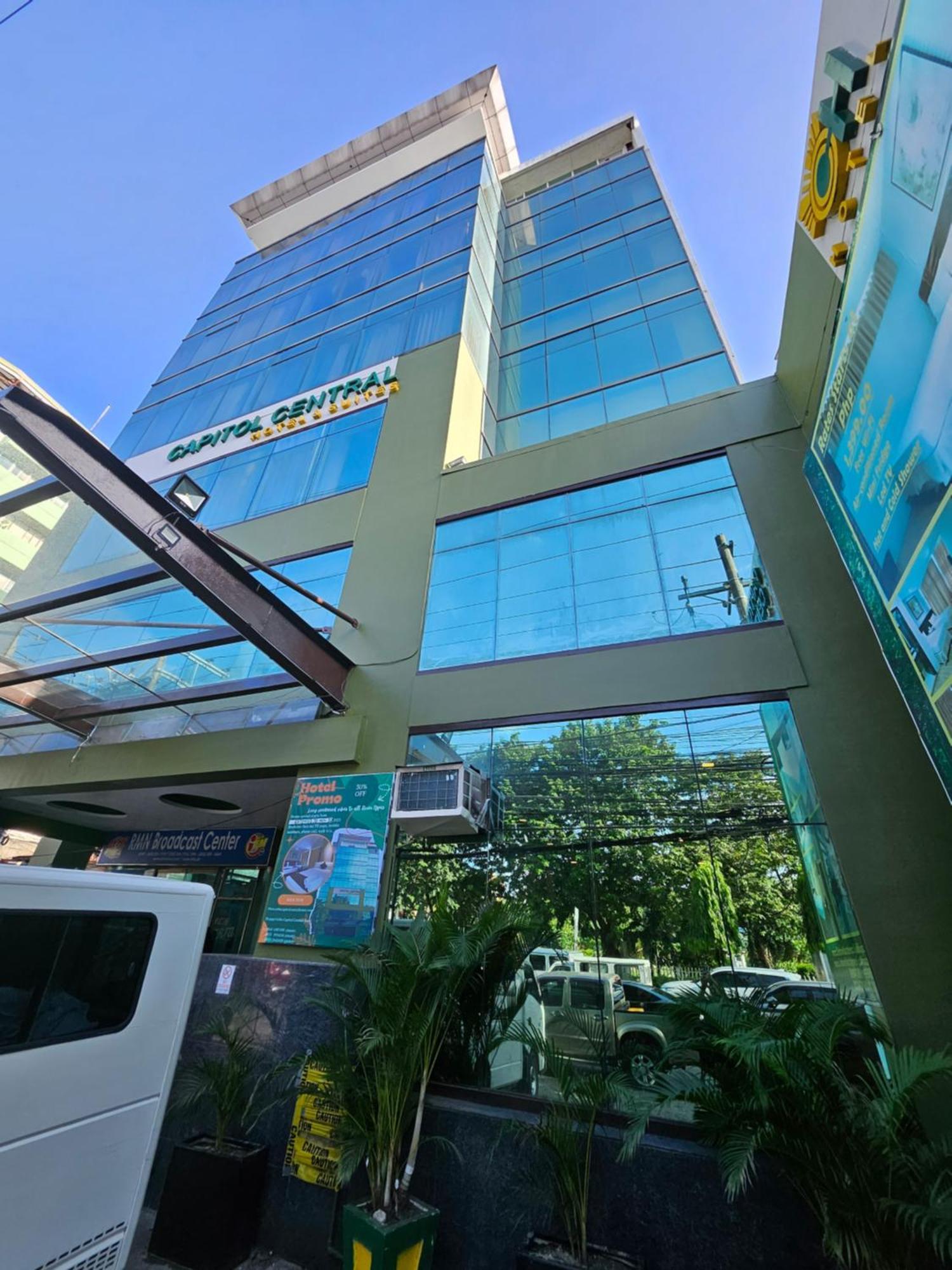 Cebu Capitol Central Hotel & Suites Powered By Cocotel Exteriör bild