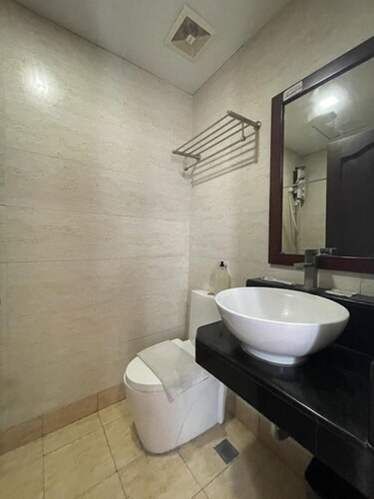 Cebu Capitol Central Hotel & Suites Powered By Cocotel Rum bild